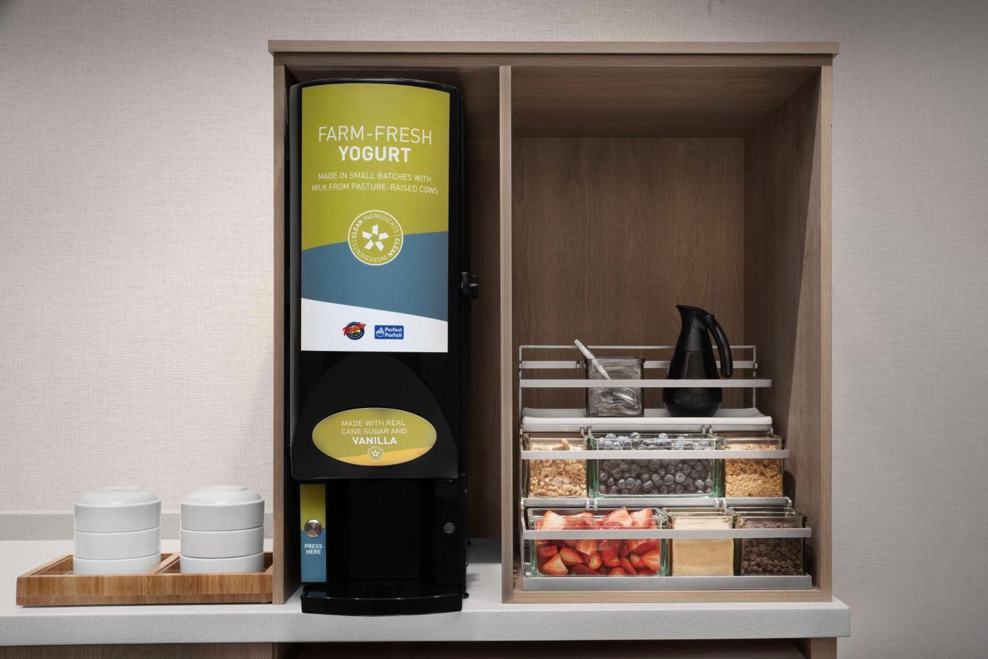 Home2 Suites By Hilton Athens I 65 Bagian luar foto